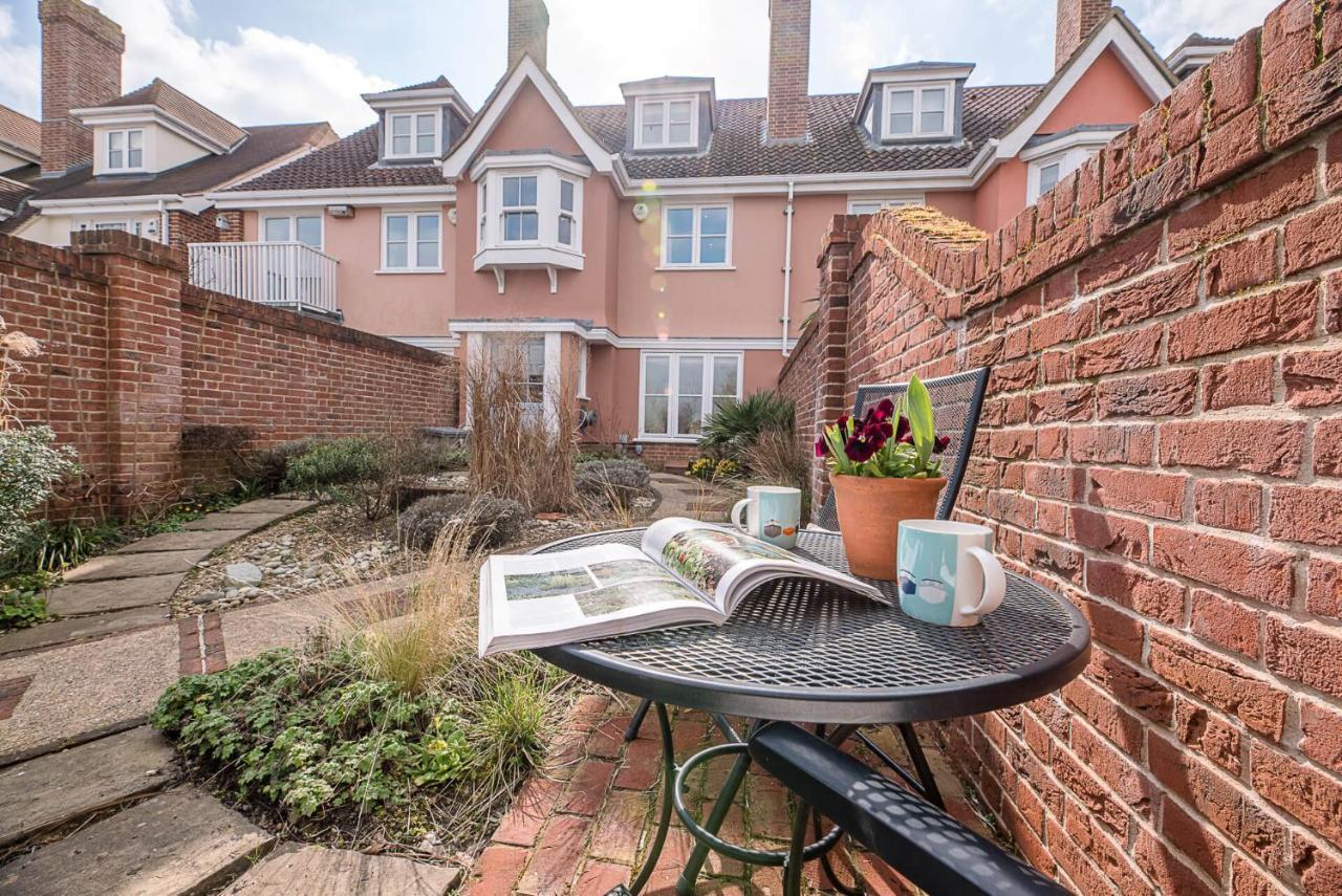 Sea Crest, Aldeburgh Villa Exterior photo